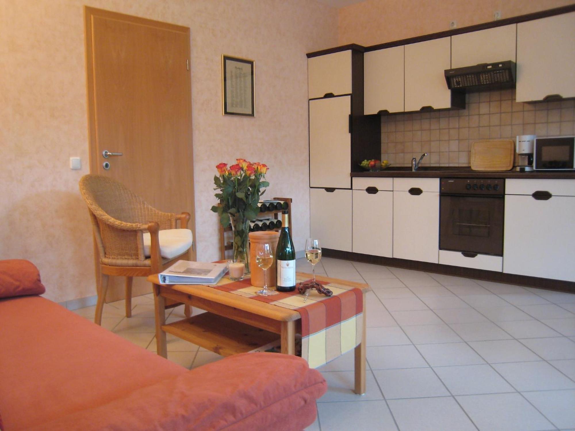 Sch Ne Wohnung In Der Moselregion Kinheim Exteriör bild